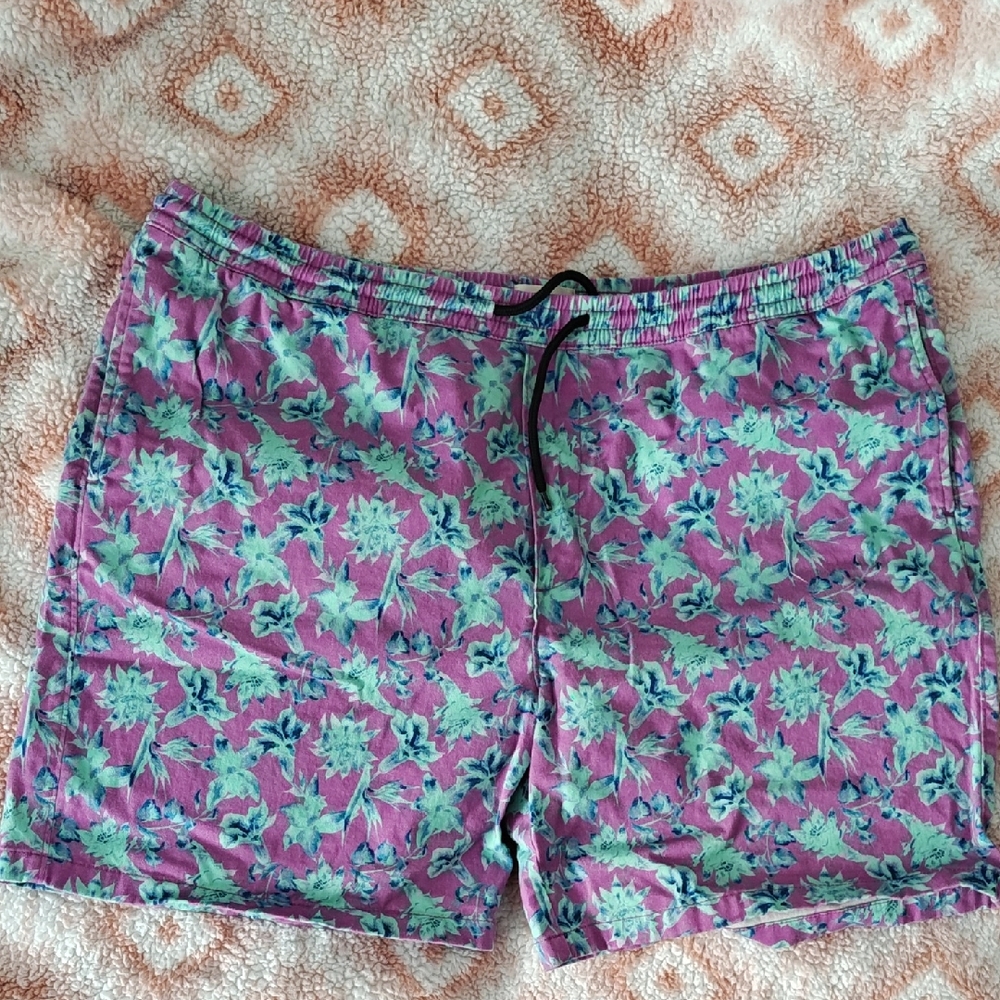 Vibrant Floral men's Athletic Shorts